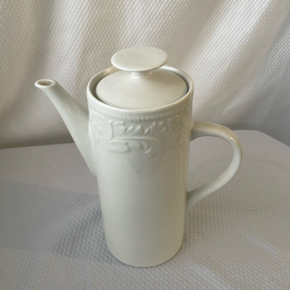 Garland Teapot by Sango Stoneware #8837 White Embossed Design 9” tall.